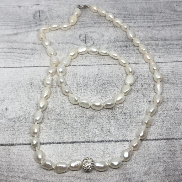 Curated bundle freshwater pearl jewelry set necklace and bracelet beach boho. - Picture 2 of 7